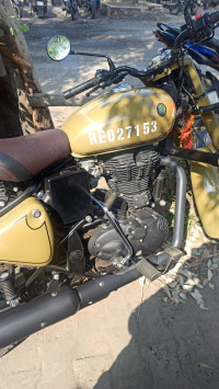 Royal Enfield Classic Desert Storm