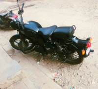 Royal Enfield Classic Stealth Black 2019 Model