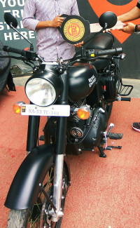 Stealth Black Matt Finish Royal Enfield Classic Stealth Black