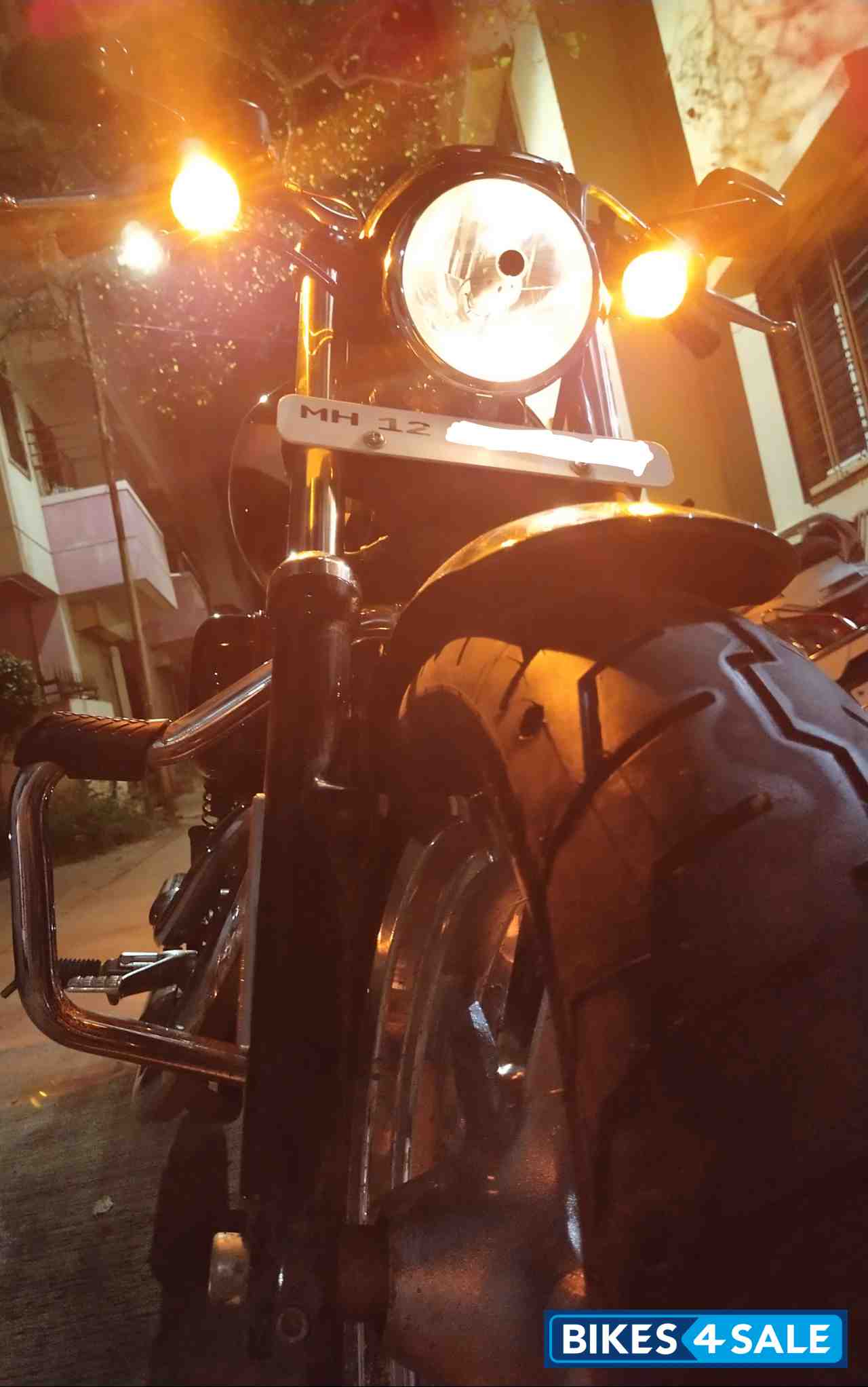 Midnight Blue Harley Davidson 1200 Custom 2020
