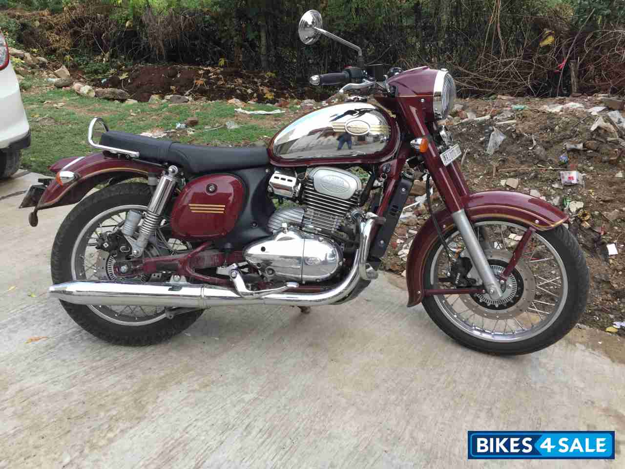 Maroon Jawa Jawa