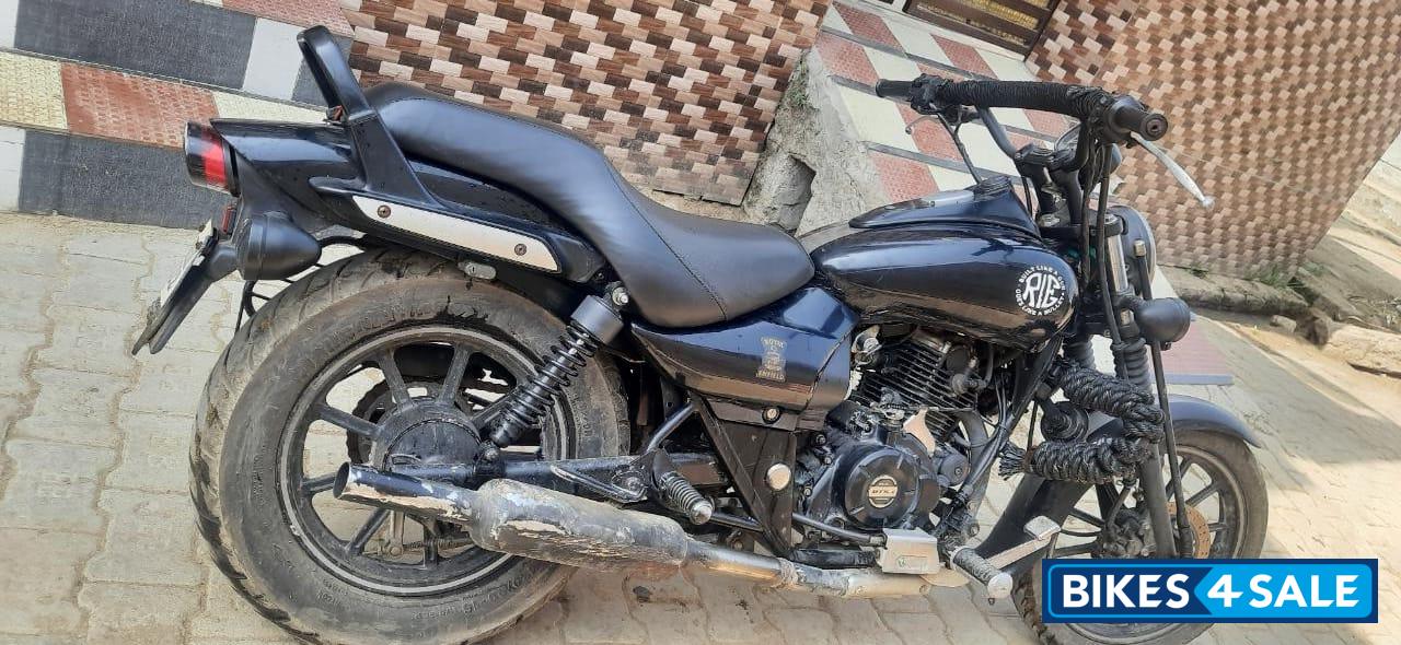 Bajaj Avenger Street 150