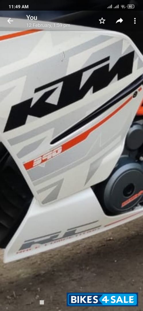 White-orange KTM RC 390