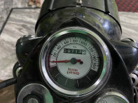 Chestnut (red) Royal Enfield Classic 350