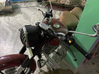 Chestnut (red) Royal Enfield Classic 350