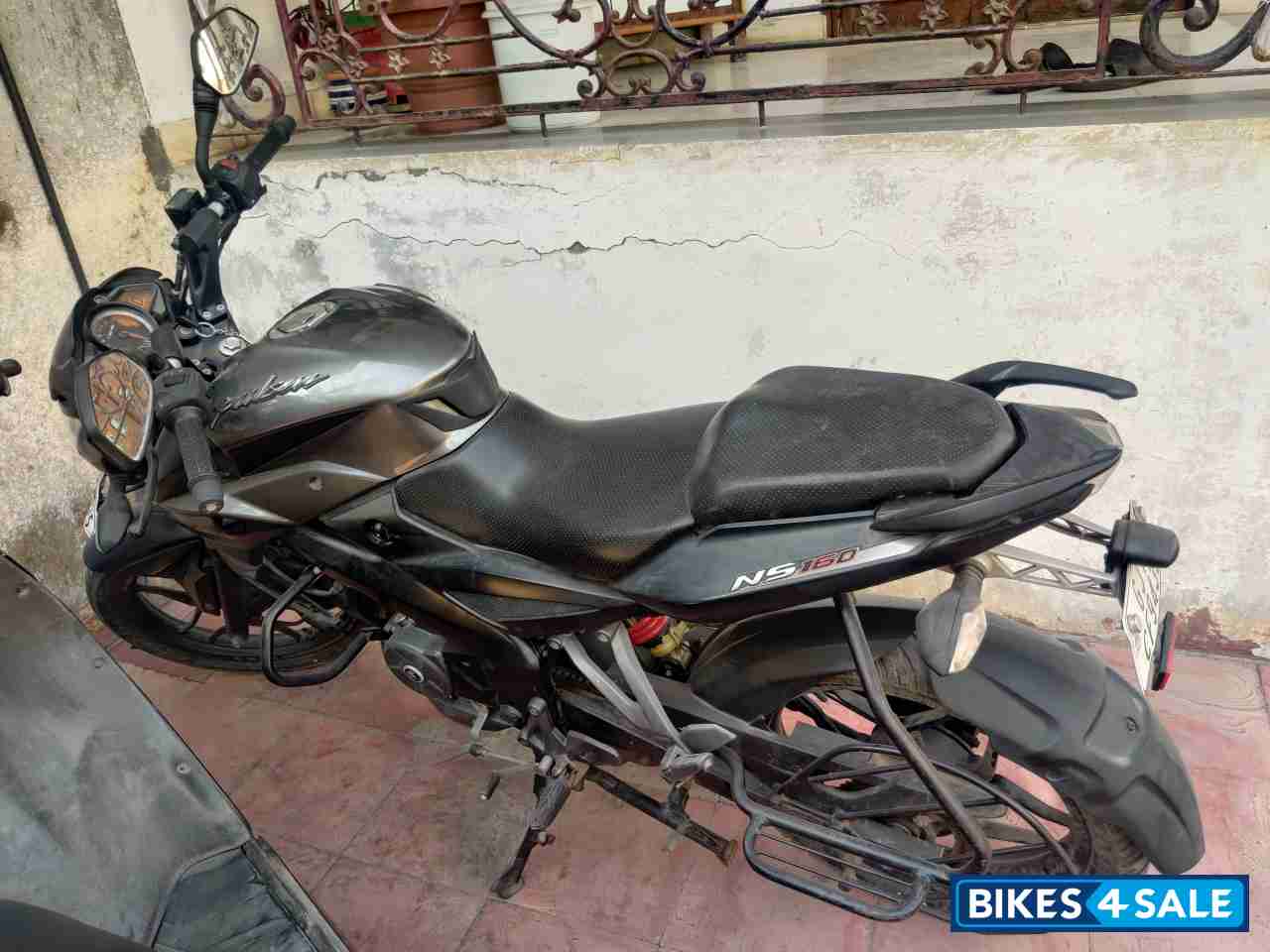 Grey Bajaj Pulsar NS 160