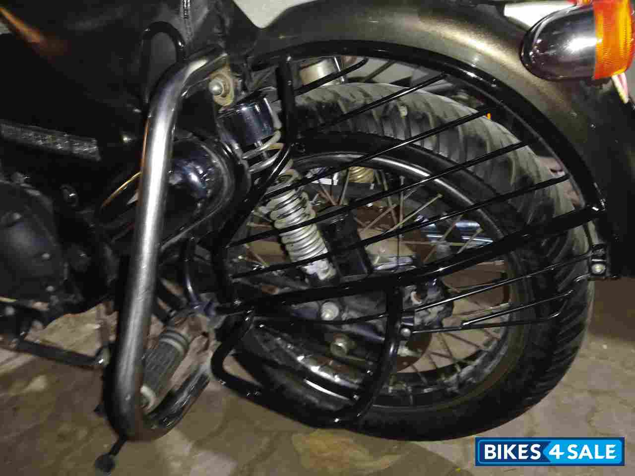 Lightning Royal Enfield Thunderbird 350