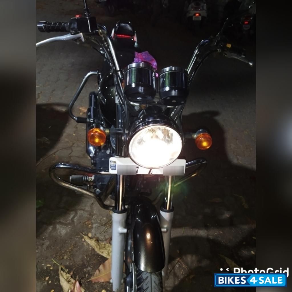 Lightning Royal Enfield Thunderbird 350