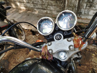 Lightning Royal Enfield Thunderbird 350