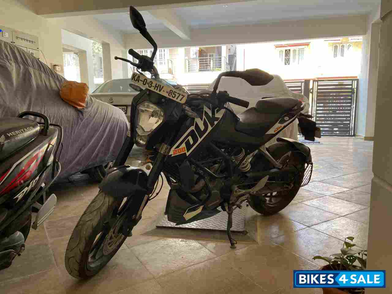 KTM Duke 200