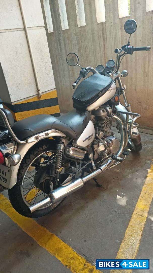 Royal Enfield Thunderbird 350