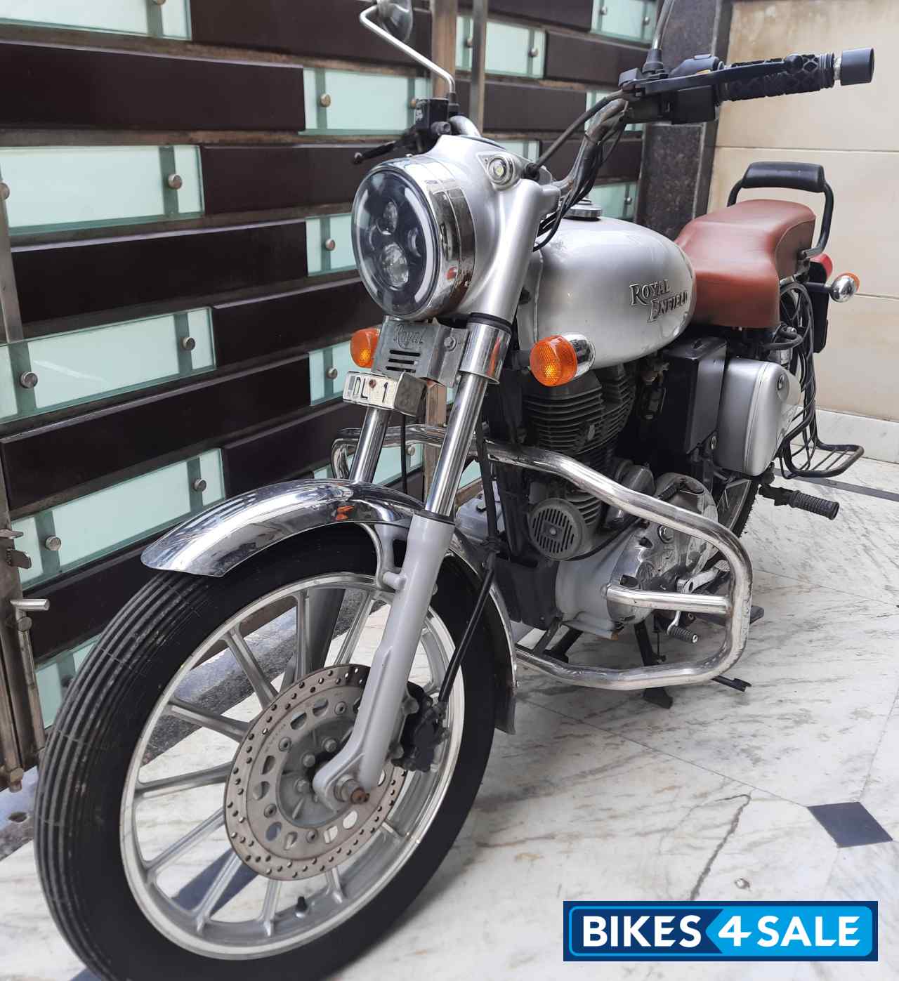 Silver Royal Enfield Bullet Electra Twinspark