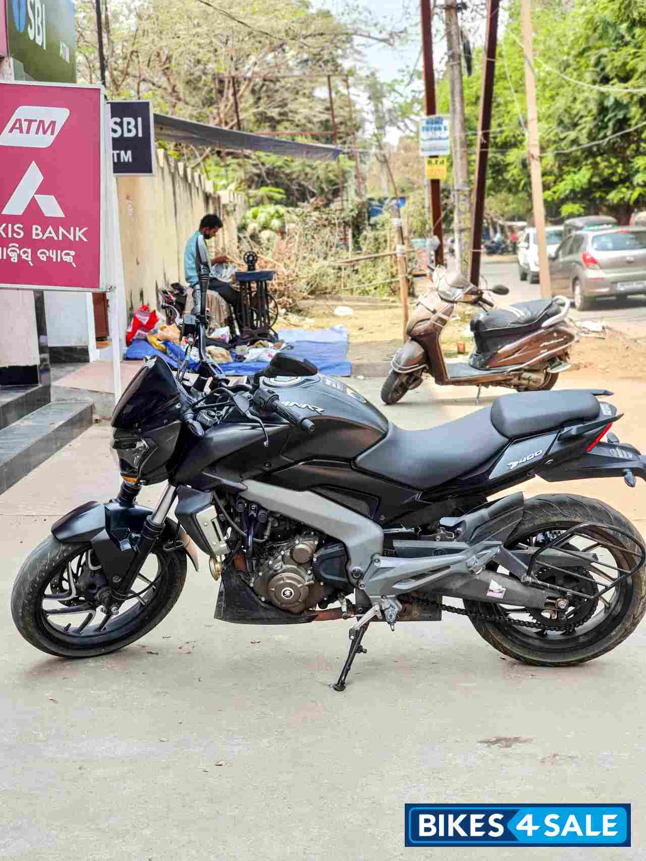 Bajaj Dominar 400 Disc