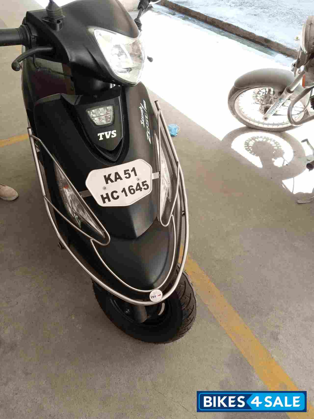 Black TVS Scooty Zest