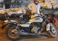 White Bajaj Avenger Cruise 220