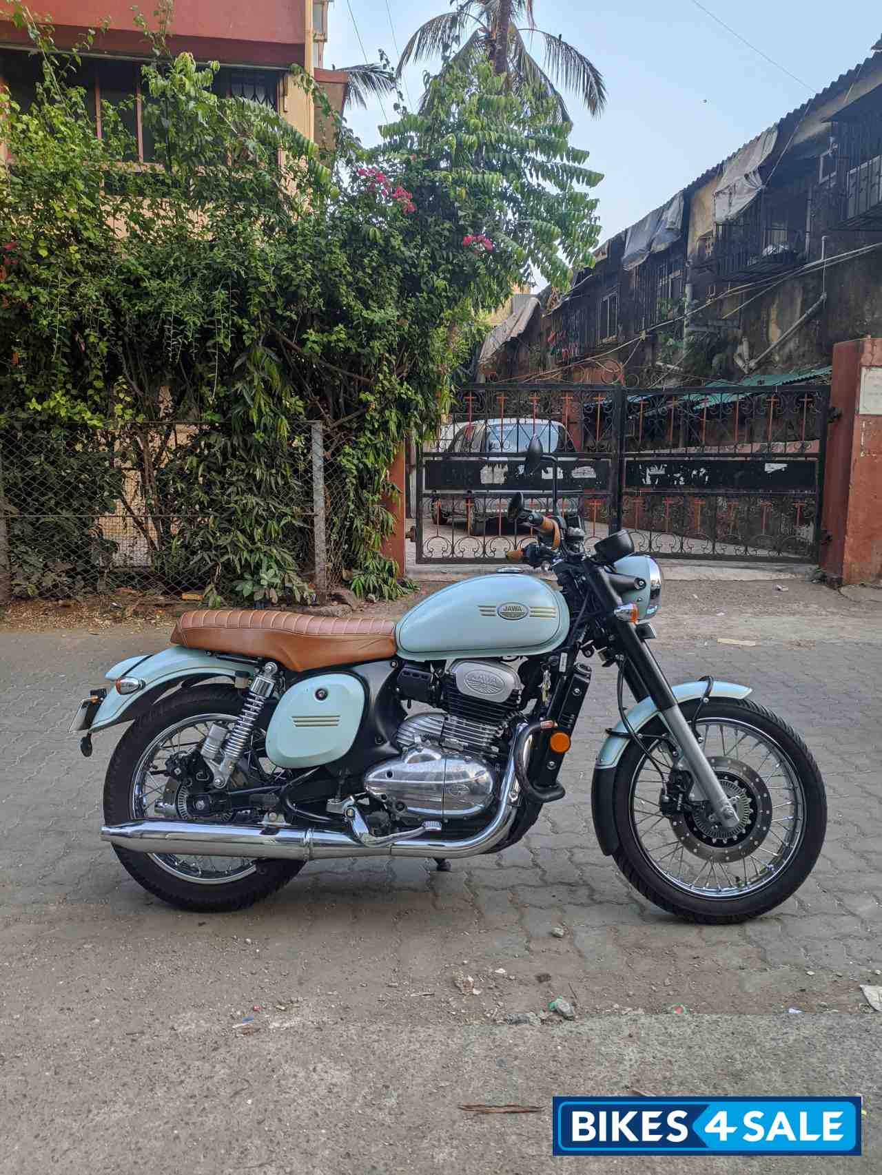 Jawa forty two Dua channel ABS Haley's Teal