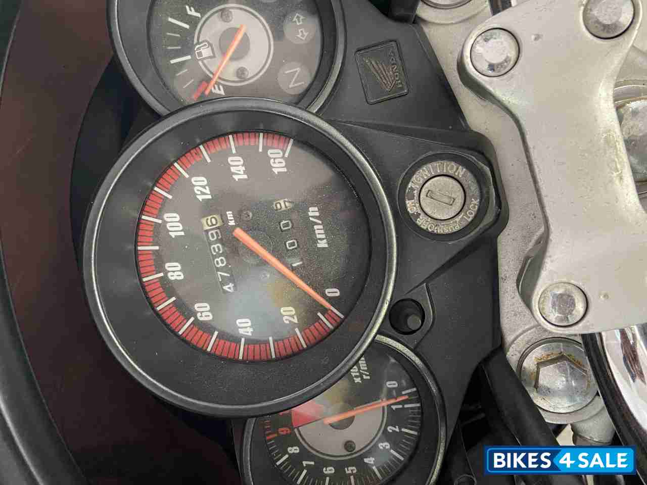 Metallic Black Honda CB Unicorn