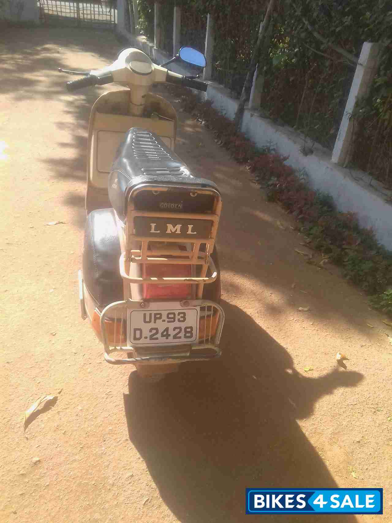 White LML Star Deluxe