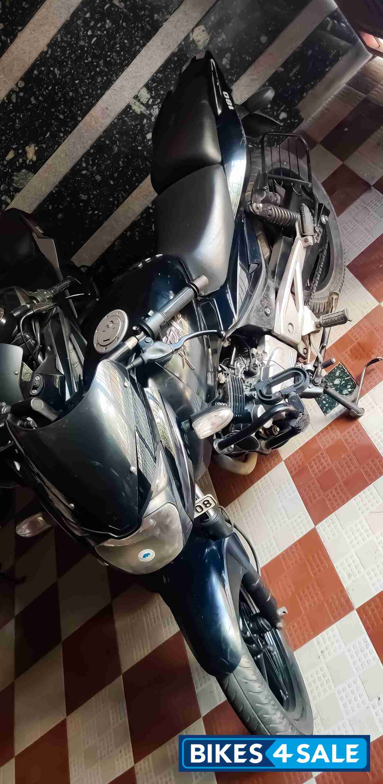 Black Bajaj Pulsar 180 DTSi