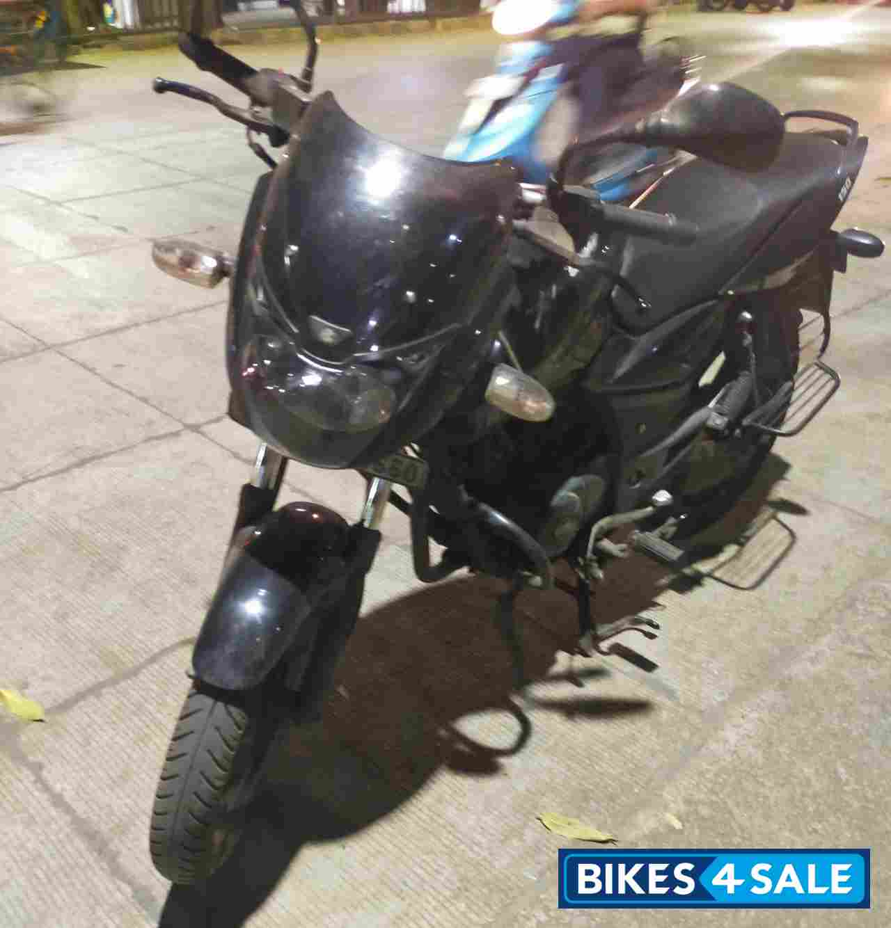 Black Bajaj Pulsar 150 DTSi