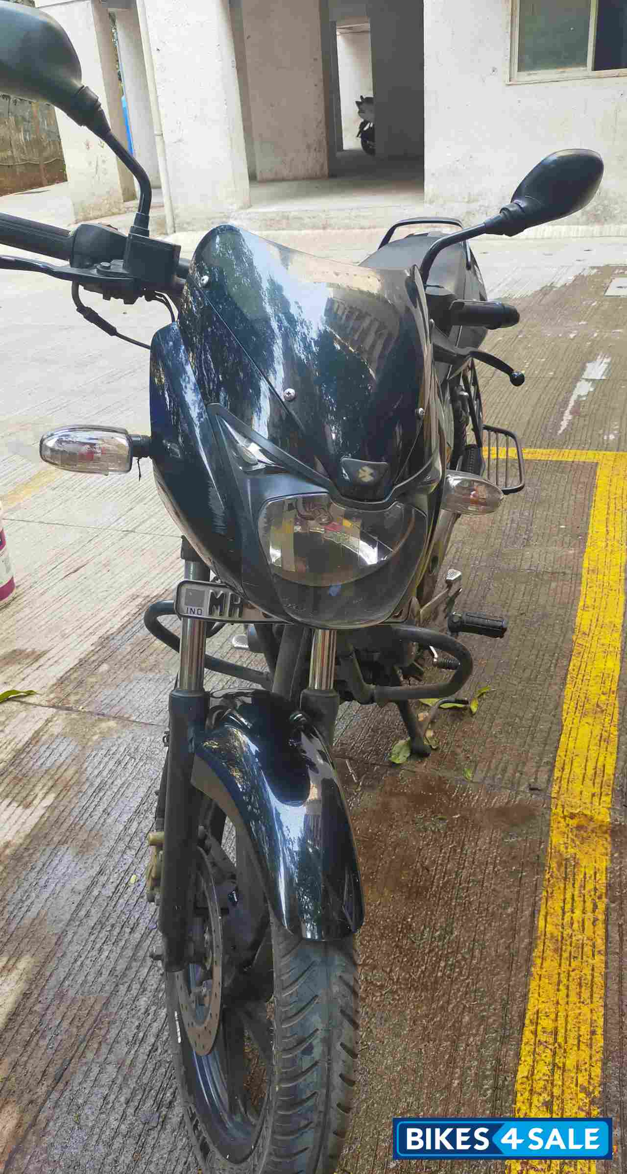 Black Bajaj Pulsar 150 DTSi