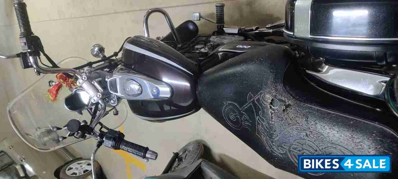 Bajaj Avenger Cruise 220