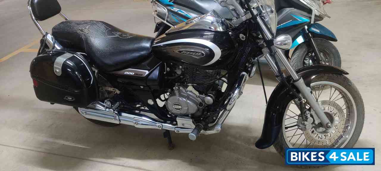 Bajaj Avenger Cruise 220