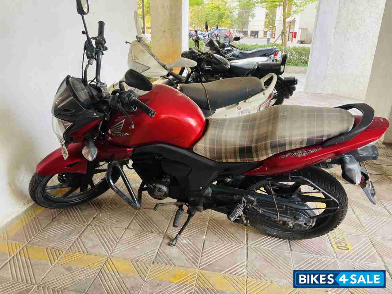 Red Honda CB Trigger