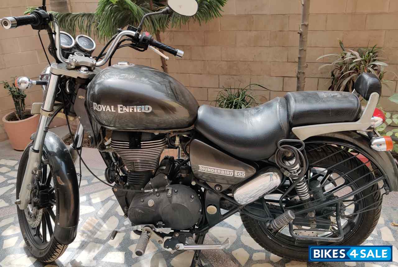 Lightining Royal Enfield Thunderbird 500 Lightining Royal Enfield Thunderbird 500