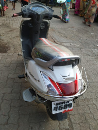 White Honda Activa 5G