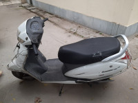 Pearl Amazing White Honda Activa 3G