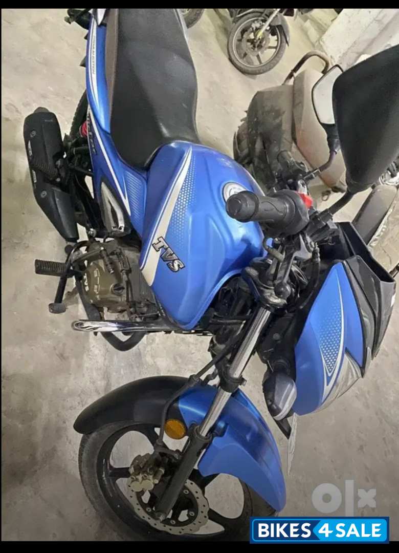 TVS Victor Premium Edition