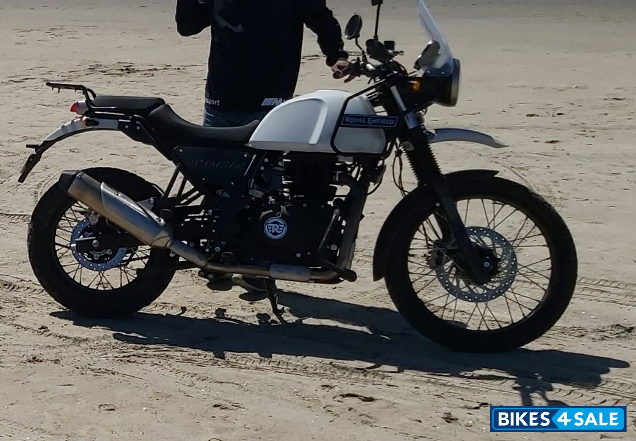 Snow White Royal Enfield Himalayan BS IV