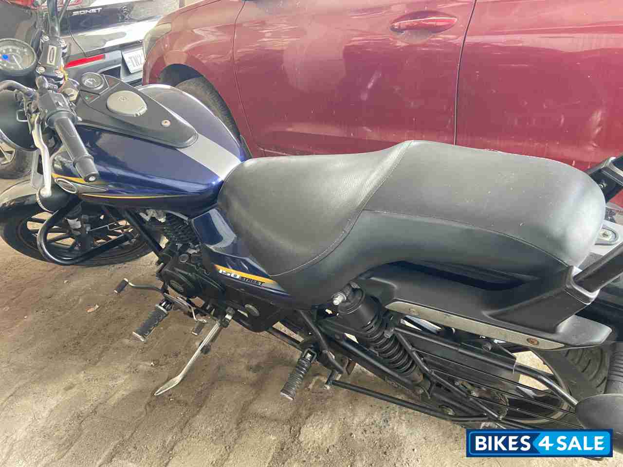 Bajaj Avenger Street 150