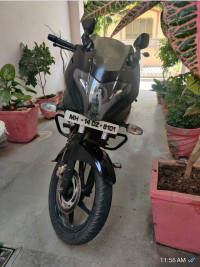 Bajaj Pulsar 220 DTSFi
