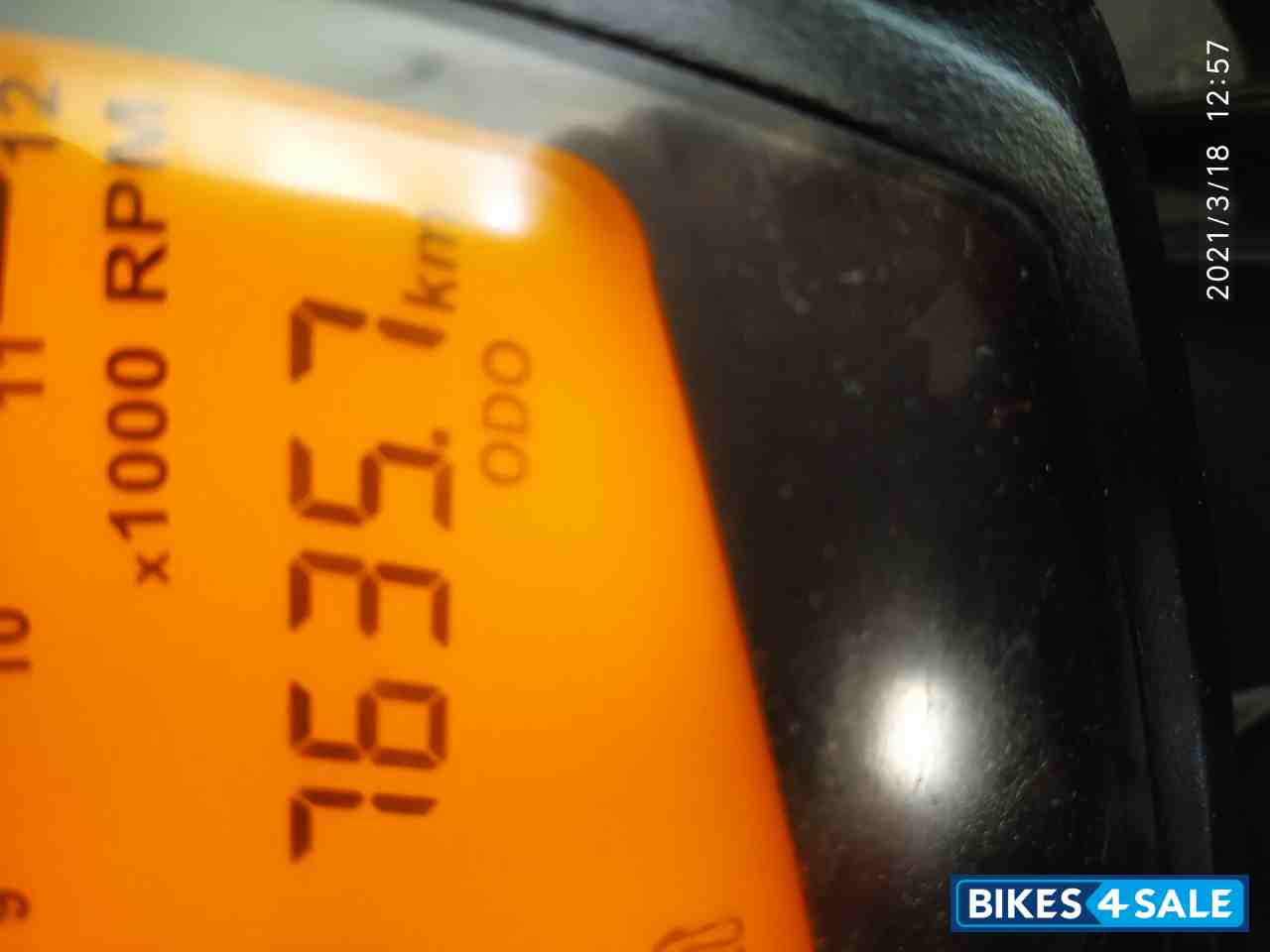 Black TVS Apache RTR 160 4V