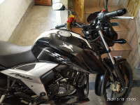 Black TVS Apache RTR 160 4V