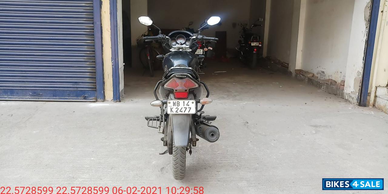 Black Honda CB Unicorn