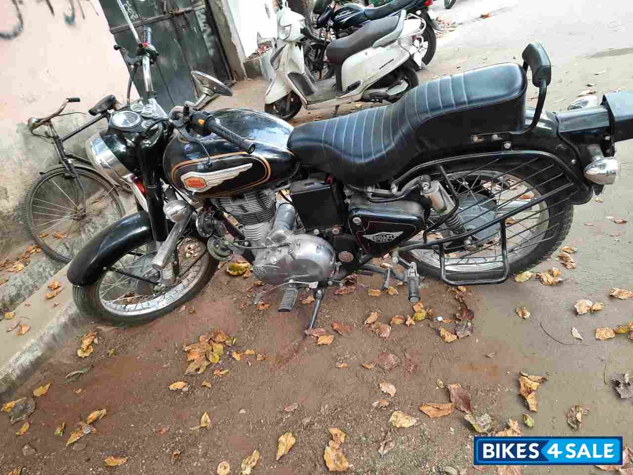Royal Enfield Bullet Standard 350