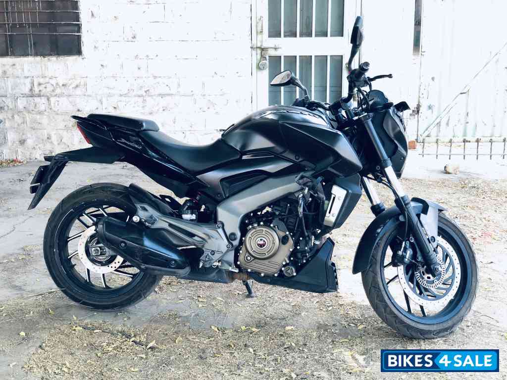 Matte Black Bajaj Dominar 400 ABS BS6