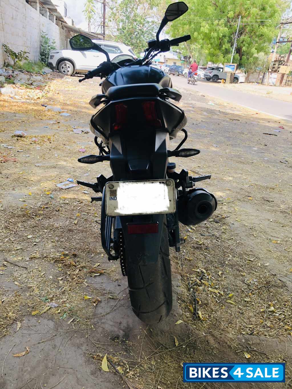 Matte Black Bajaj Dominar 400 ABS BS6