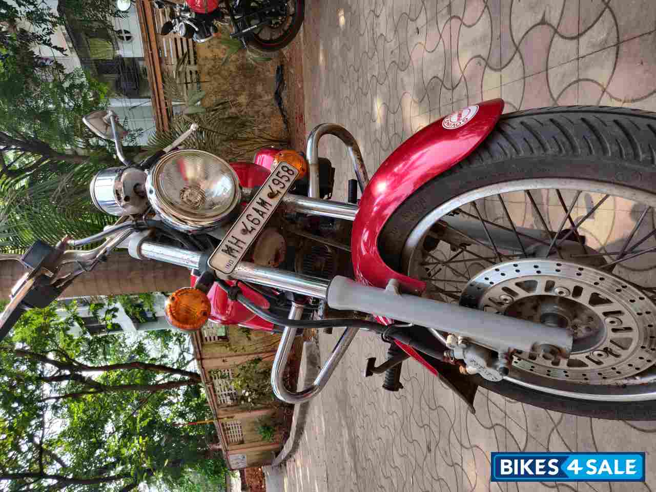 Bajaj Avenger Street 220