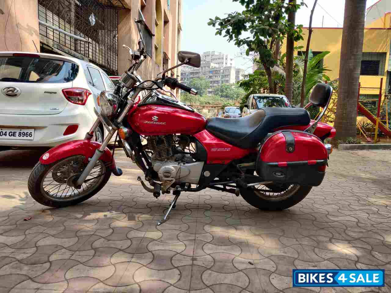 Bajaj Avenger Street 220