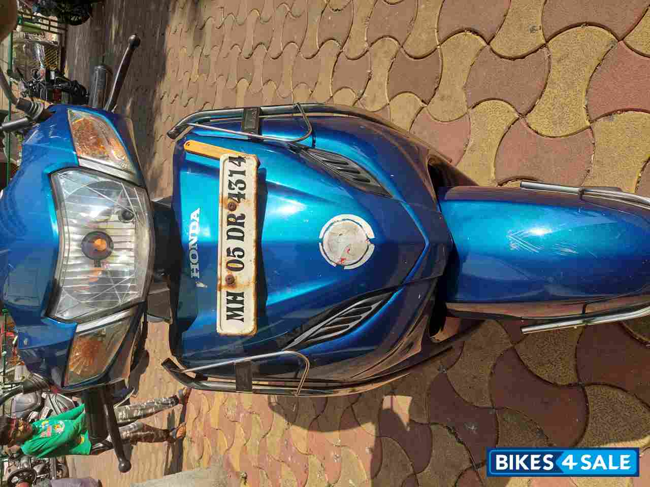 Blue Honda Activa 4G