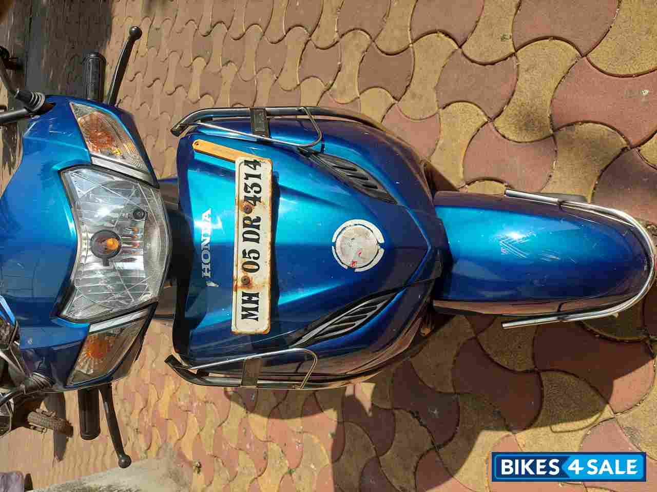 Blue Honda Activa 4G