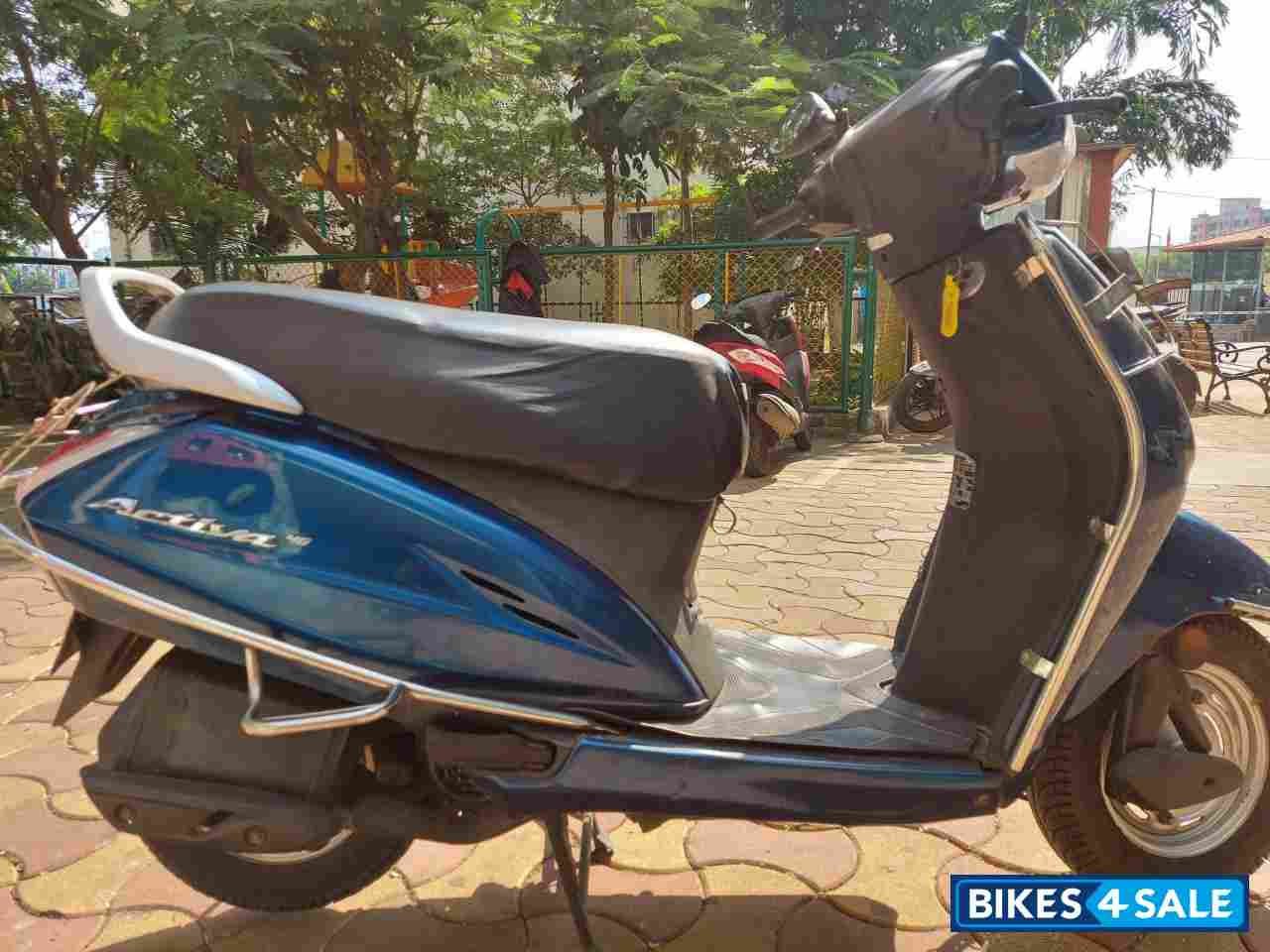 Blue Honda Activa 4G