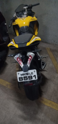 Bajaj Pulsar RS 200