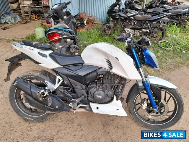 TVS Apache