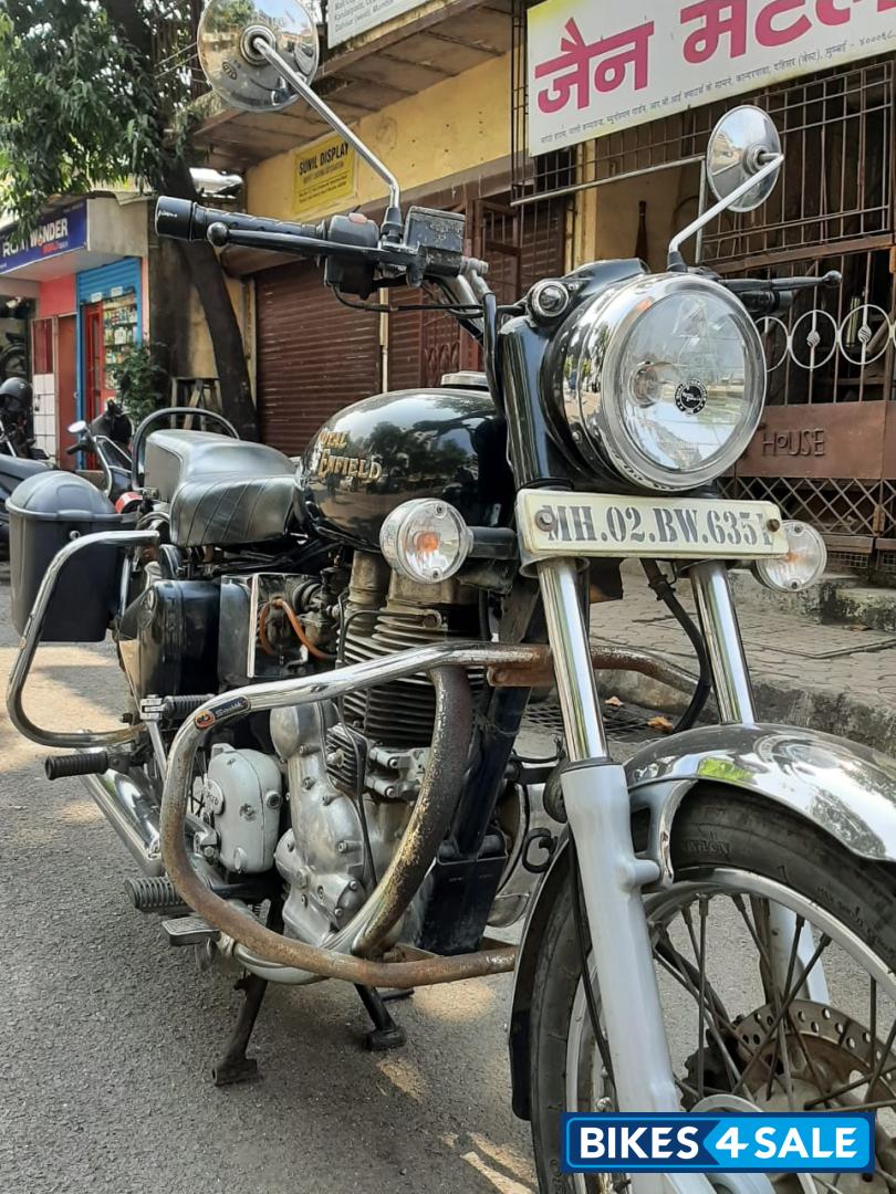Black Royal Enfield Bullet Electra