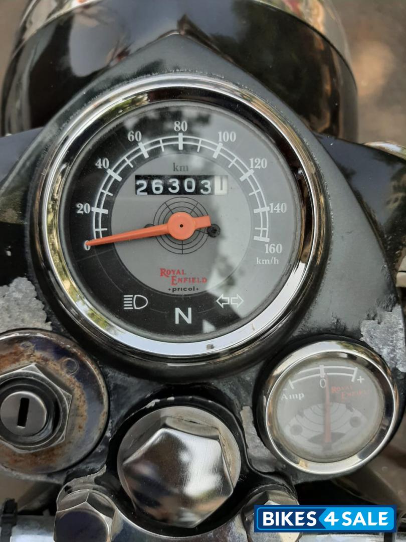 Black Royal Enfield Bullet Electra